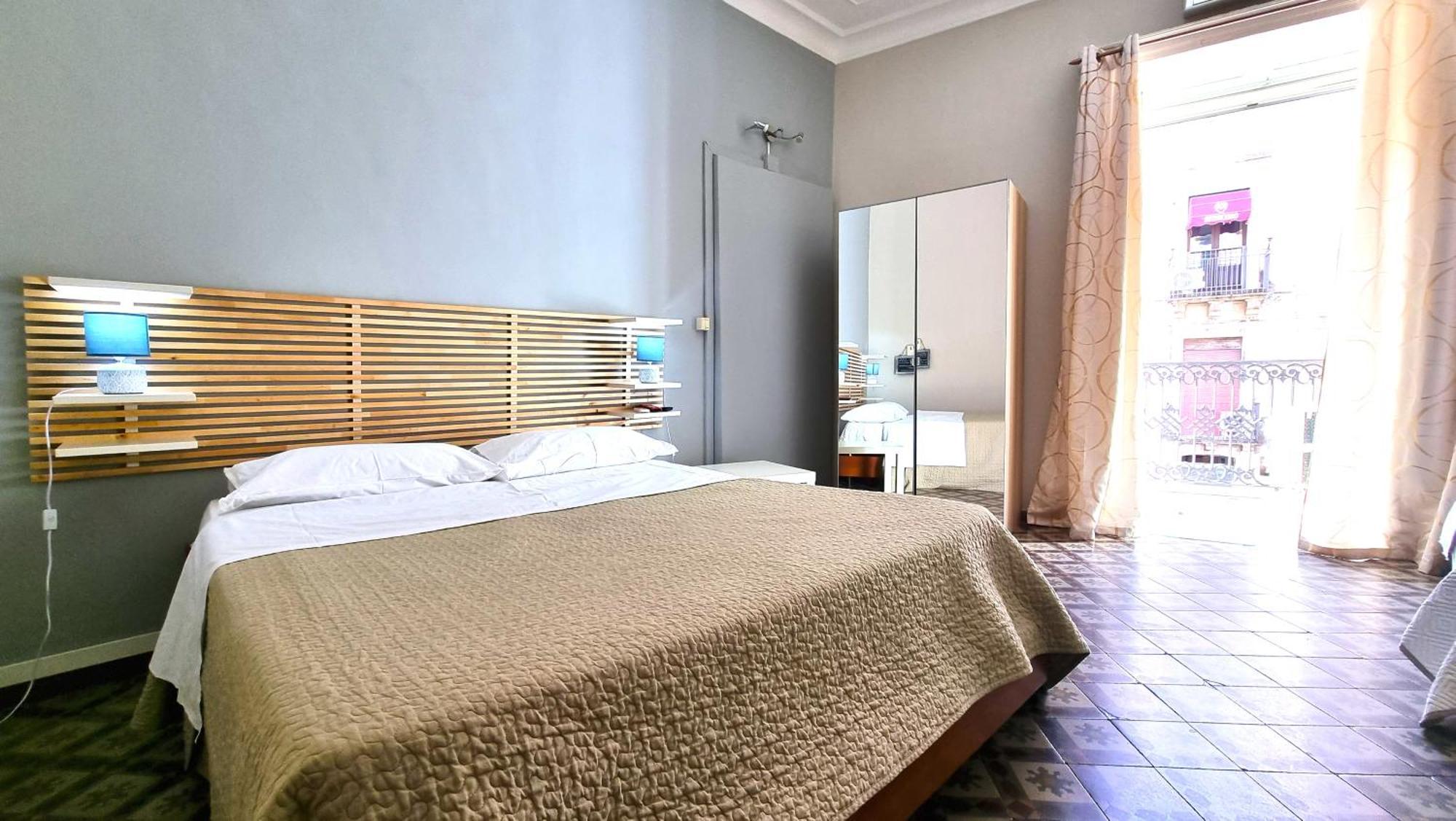 Bed and Breakfast Cortile Stesicoro Катания Экстерьер фото